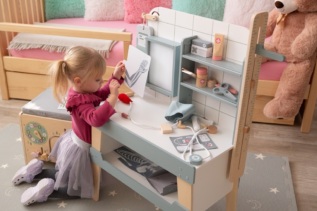 2Kids Toys Dřevěná nemocnice