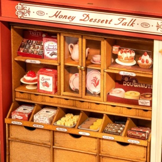 RoboTime 3D dřevěná skládačka Miniatura domečku Medová cukrárna