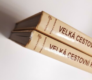 Velká cestovní kniha - hrady, zámky a kláštery - bazar