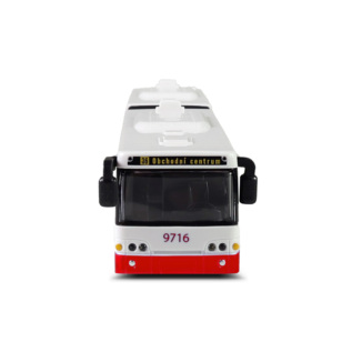 Kloubový autobus který hlásí zastávky česky 36 cm červený