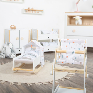 small foot Skříň pro panenky Little Button