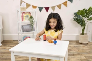 Rainbow Paddington a dopisy tetě Lucy