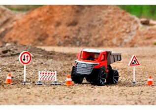 Auto TRUXX 2 sklápěč