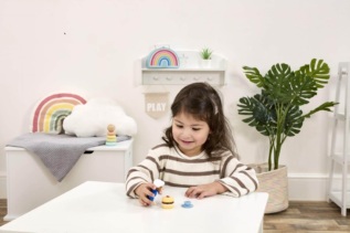 Rainbow Paddington a dobroty k čaji