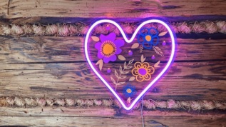 2Kids Toys LED NEON LIGHT lampička Srdce