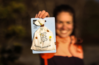 efko Pytlíczech Člověče nezlob se - společenská hra do kapsy