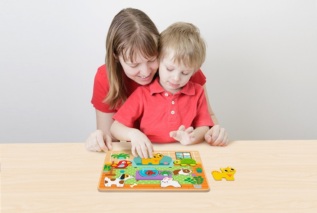 2Kids Toys Vkládací puzzle Mazlíčci